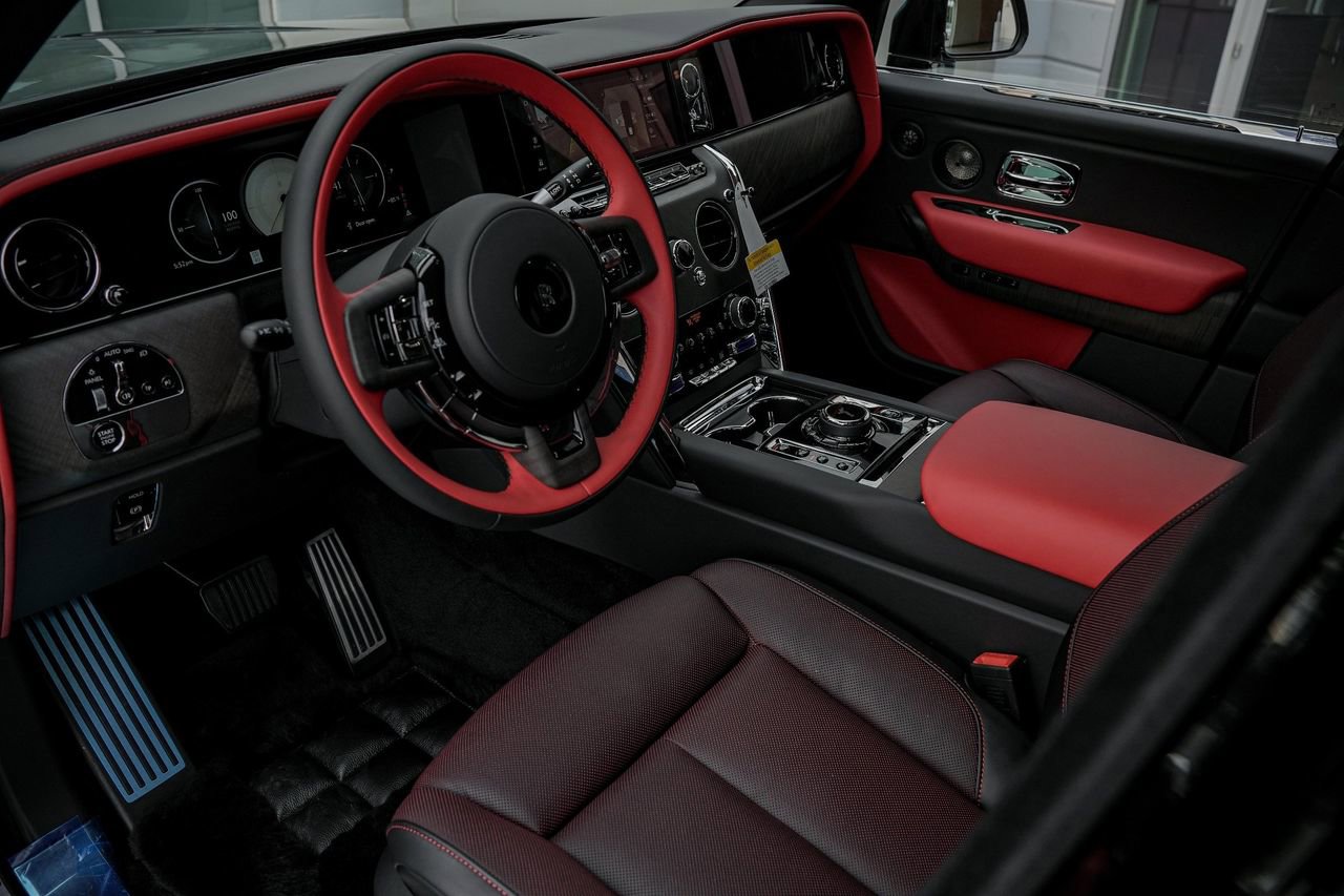 New 2026 Rolls-Royce Cullinan image 18