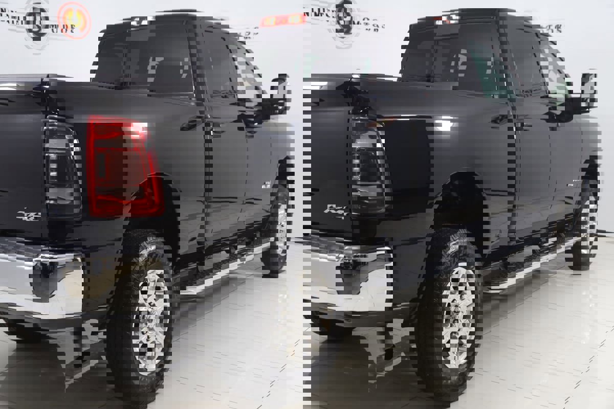 Used 2024 RAM 2500 Big Horn w/ Level 2 Equipment Group AWD/4WD image 43