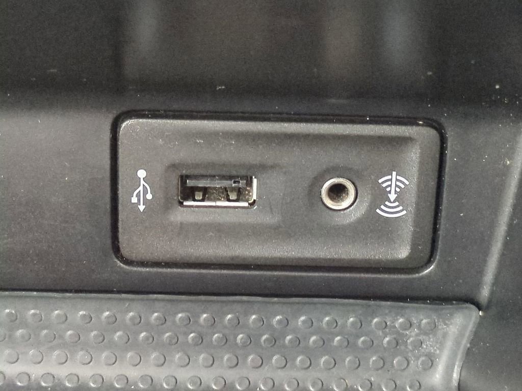 Used 2017 Volkswagen Beetle 1.8T SEL image 21