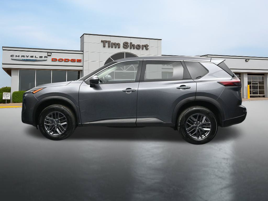 Used 2026 Nissan Rogue SV AWD/4WD image 2