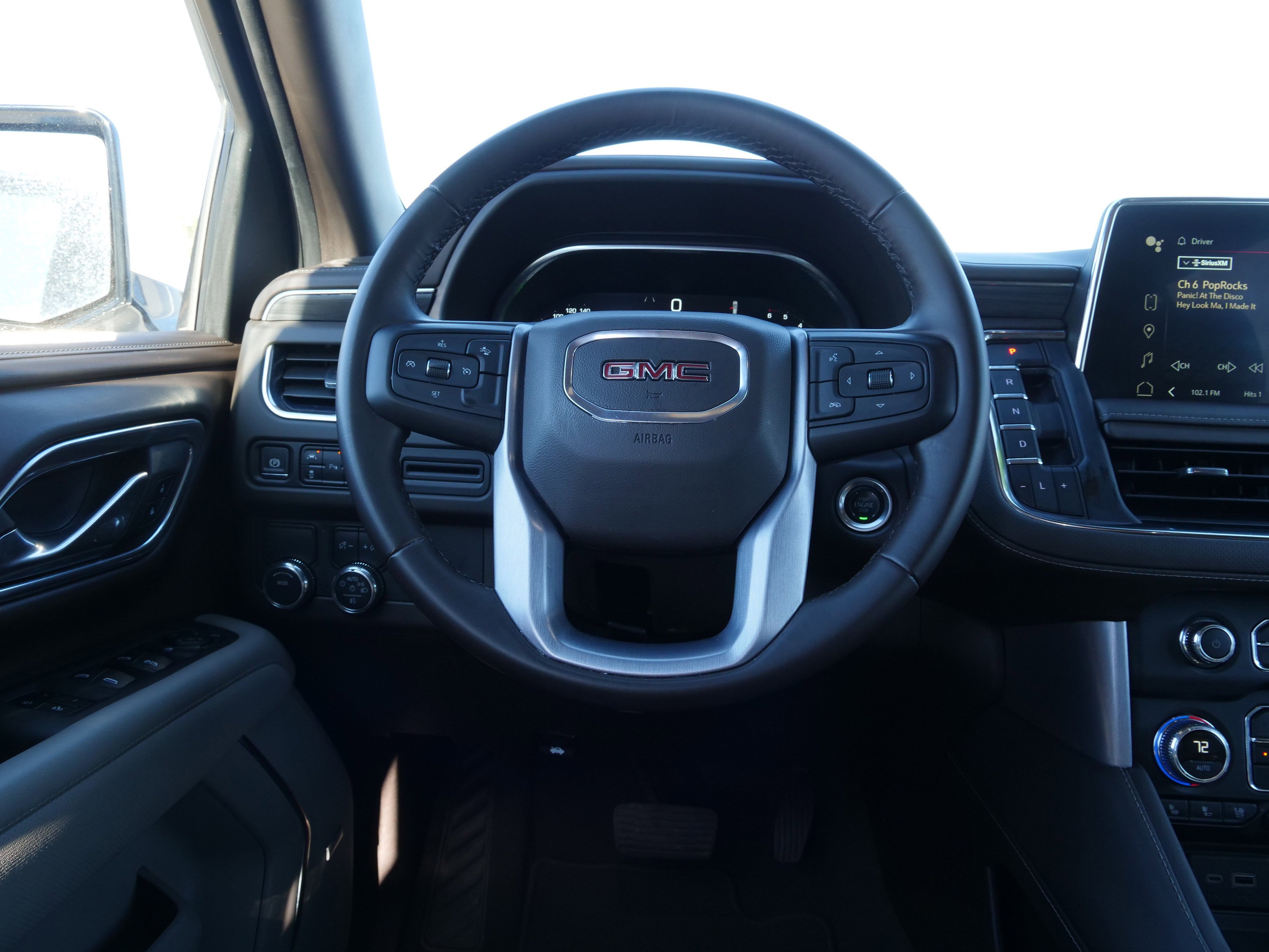 Certified 2024 GMC Yukon XL SLT image 22