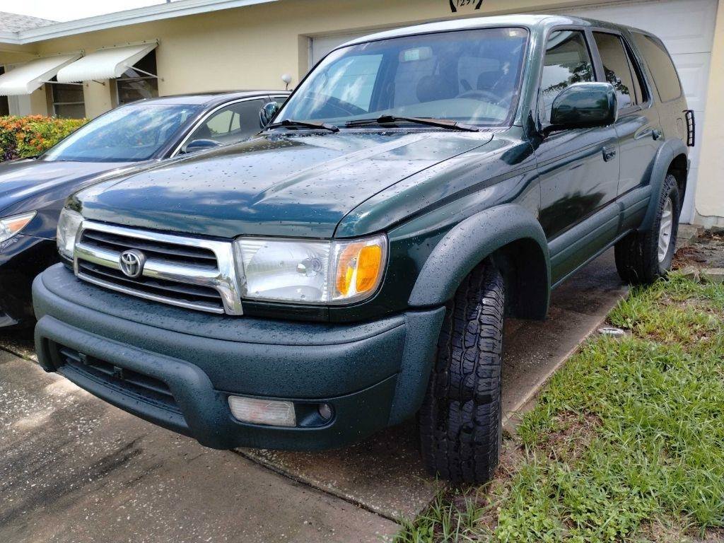 Used 2000 Toyota 4Runner Limited AWD/4WD image 3