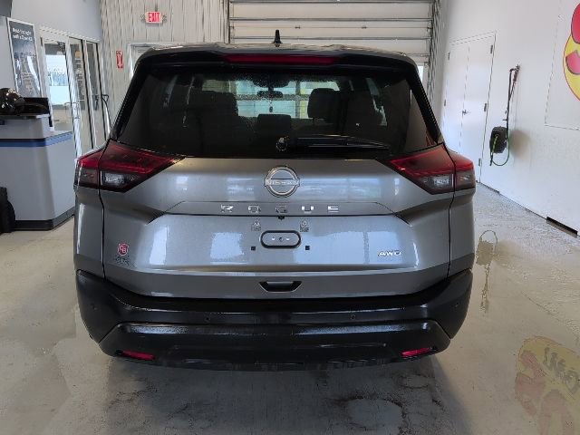 Used 2022 Nissan Rogue S AWD/4WD image 4