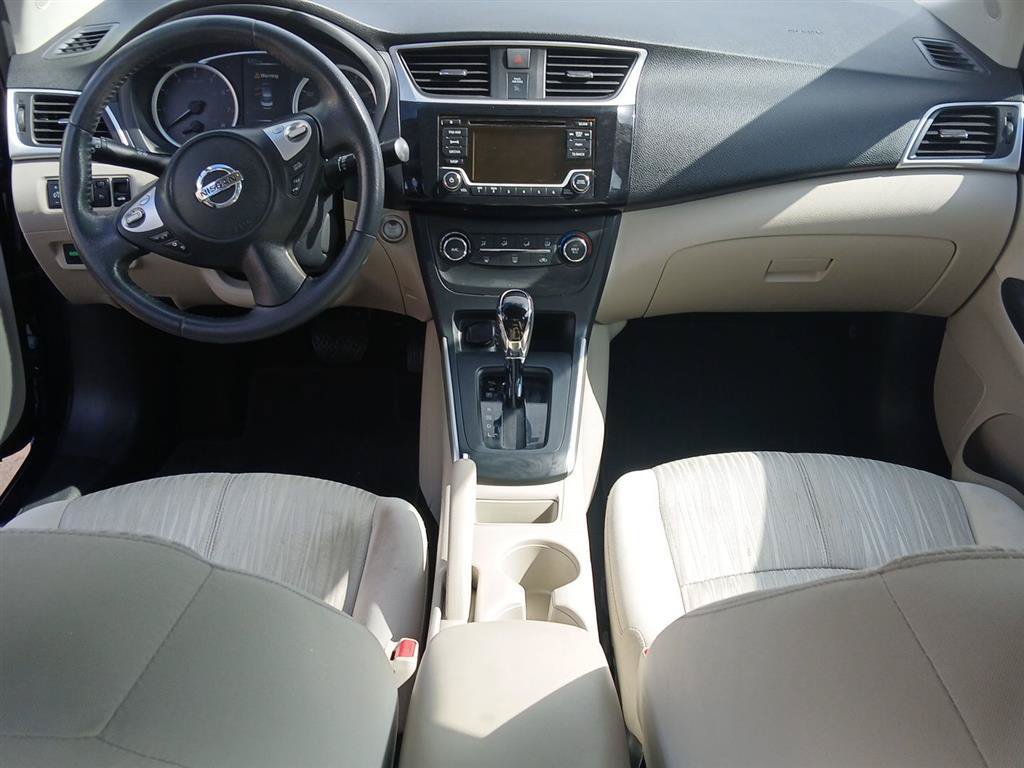 Used 2016 Nissan Sentra SV FWD image 11