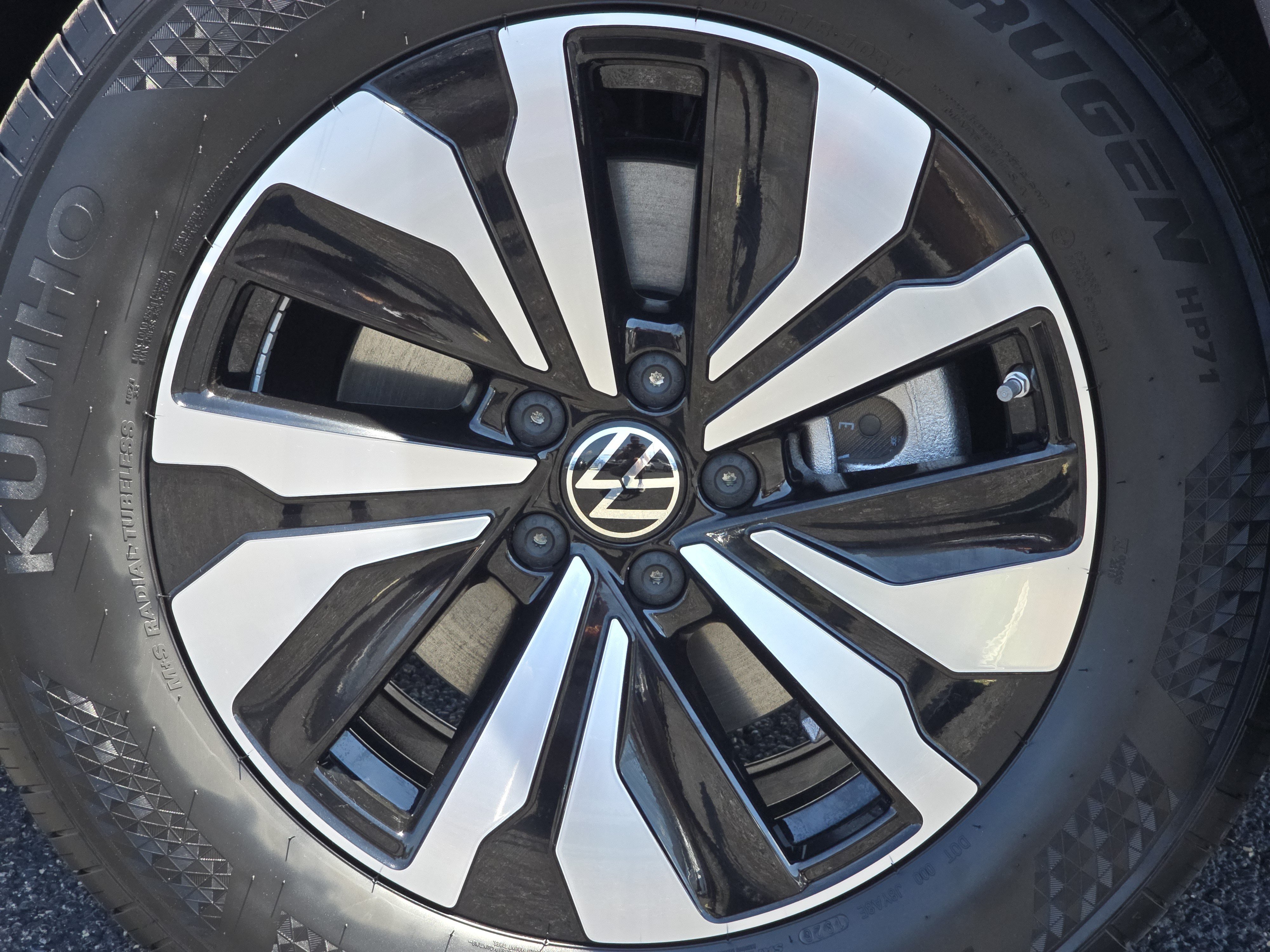 New 2026 Volkswagen Atlas SE AWD/4WD image 14
