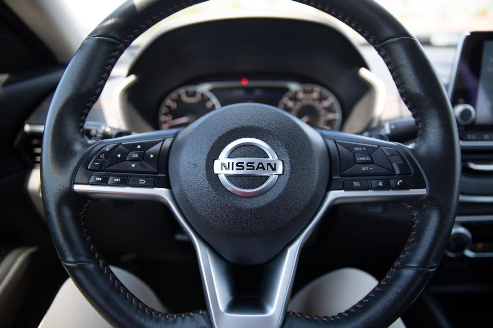 Used 2022 Nissan Altima 2.5 SR AWD/4WD image 10