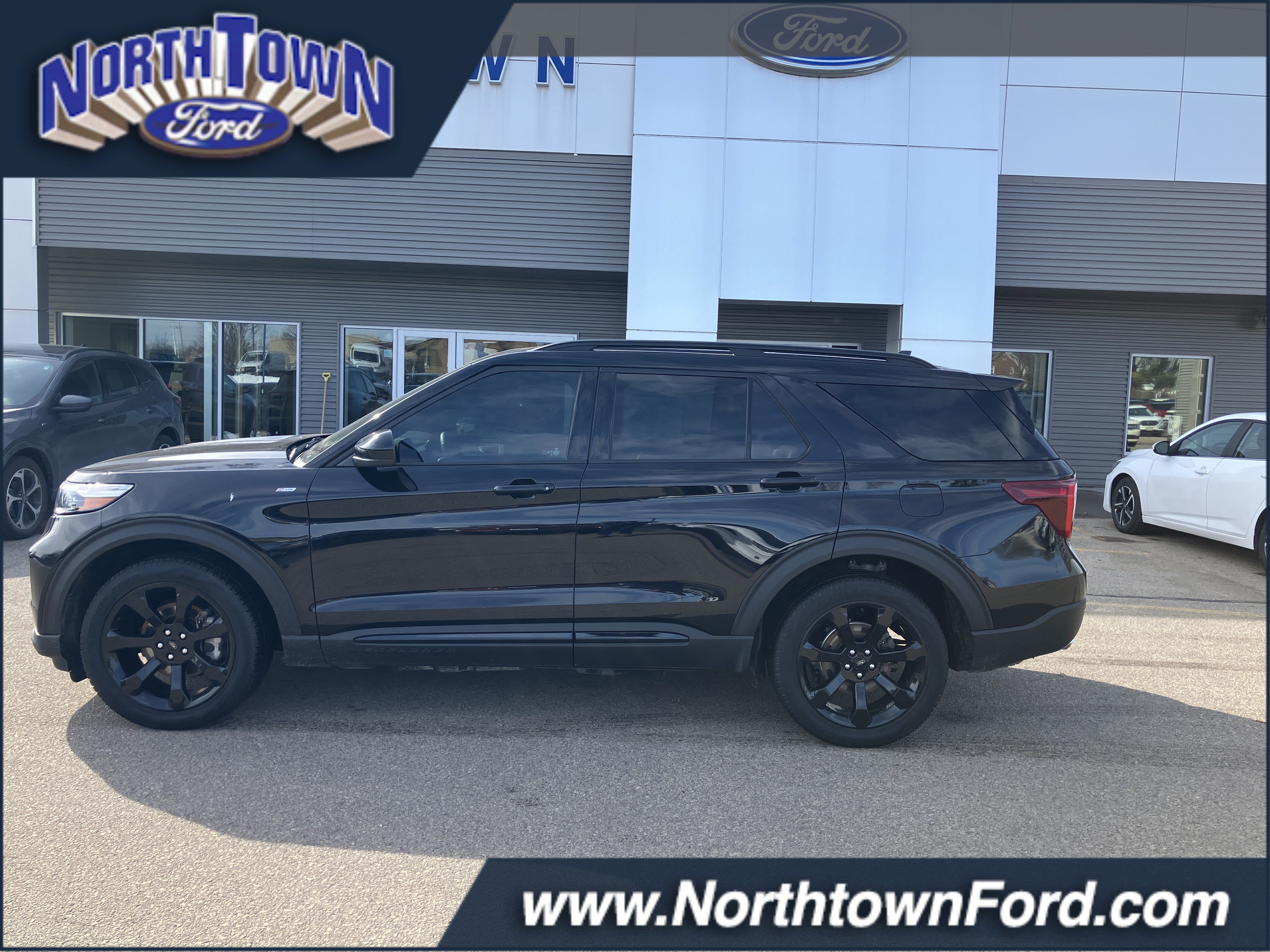 Used 2023 Ford Explorer ST-Line w/ Class IV Trailer Tow Package