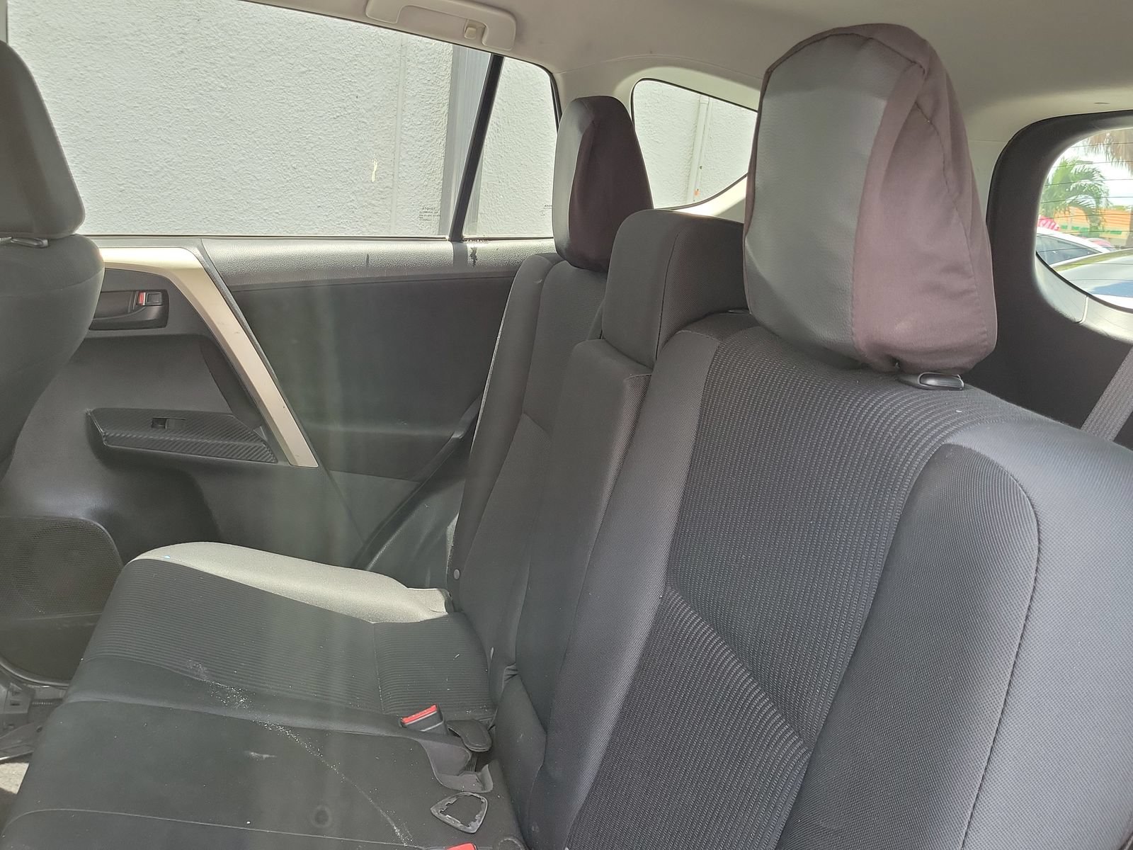 Used 2018 Toyota RAV4 XLE FWD image 8