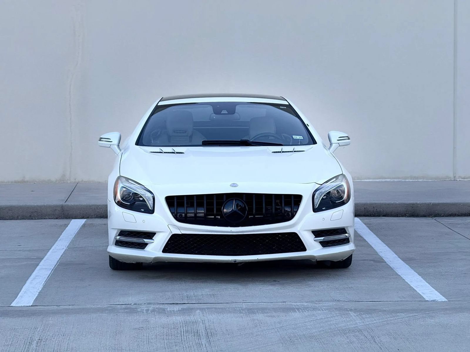 Used 2014 Mercedes-Benz SL 550 image 2