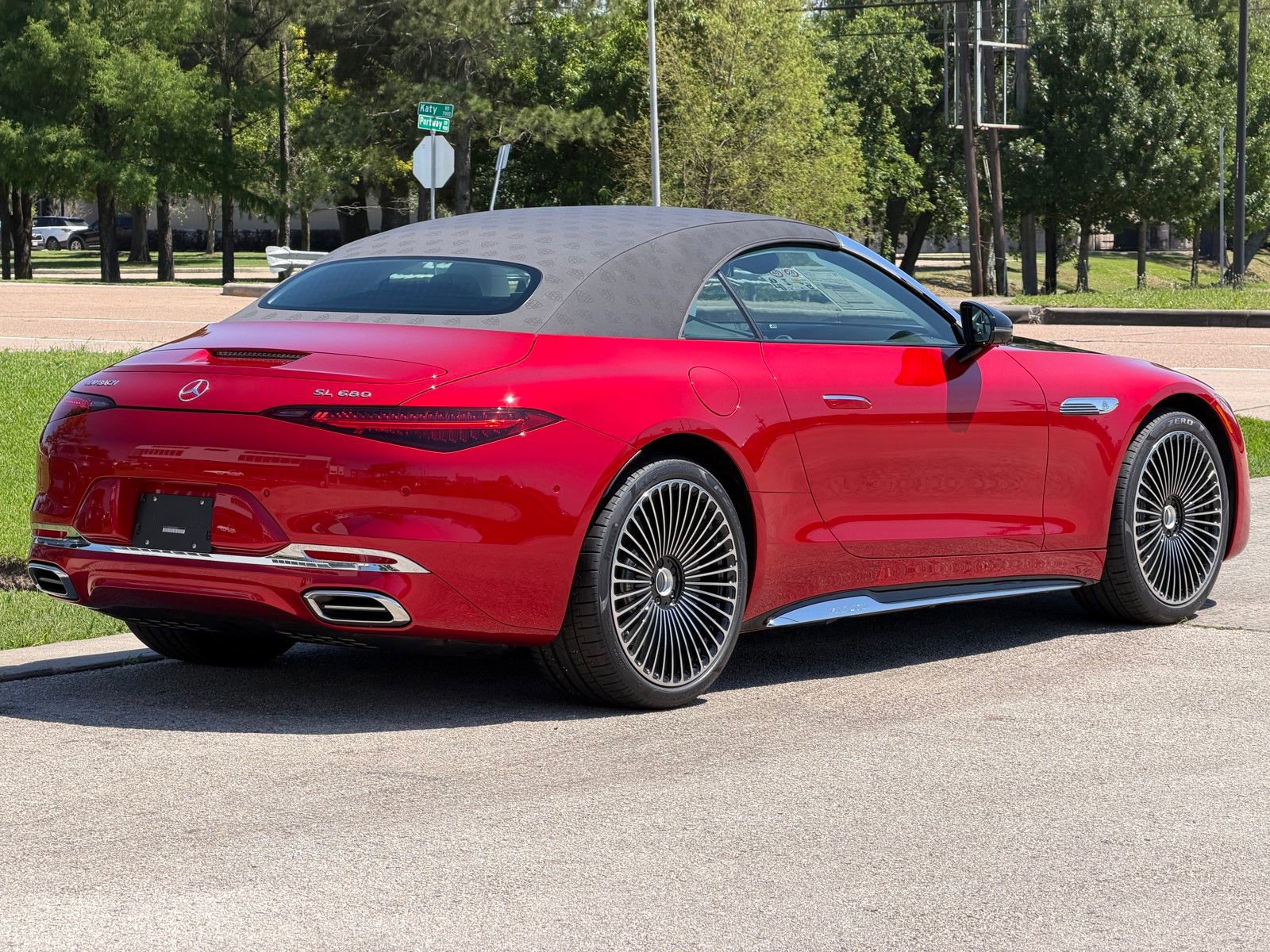 New 2026 Mercedes-Benz Maybach SL 680 image 12