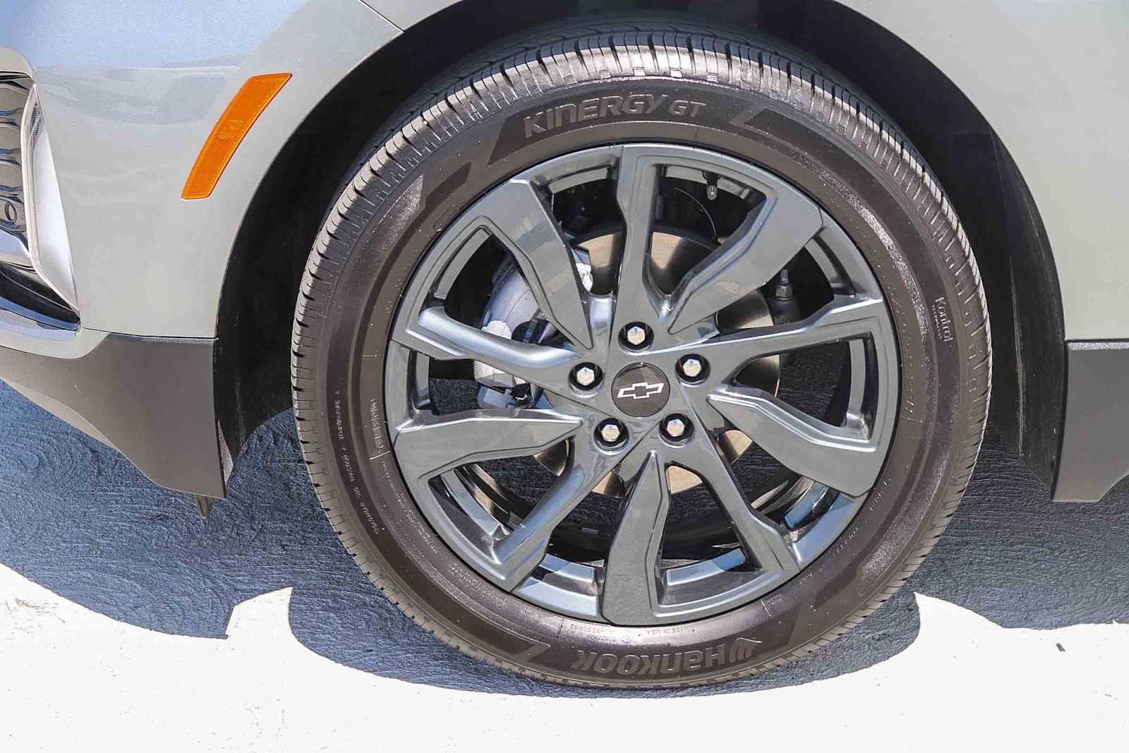 Used 2023 Chevrolet Equinox RS image 11