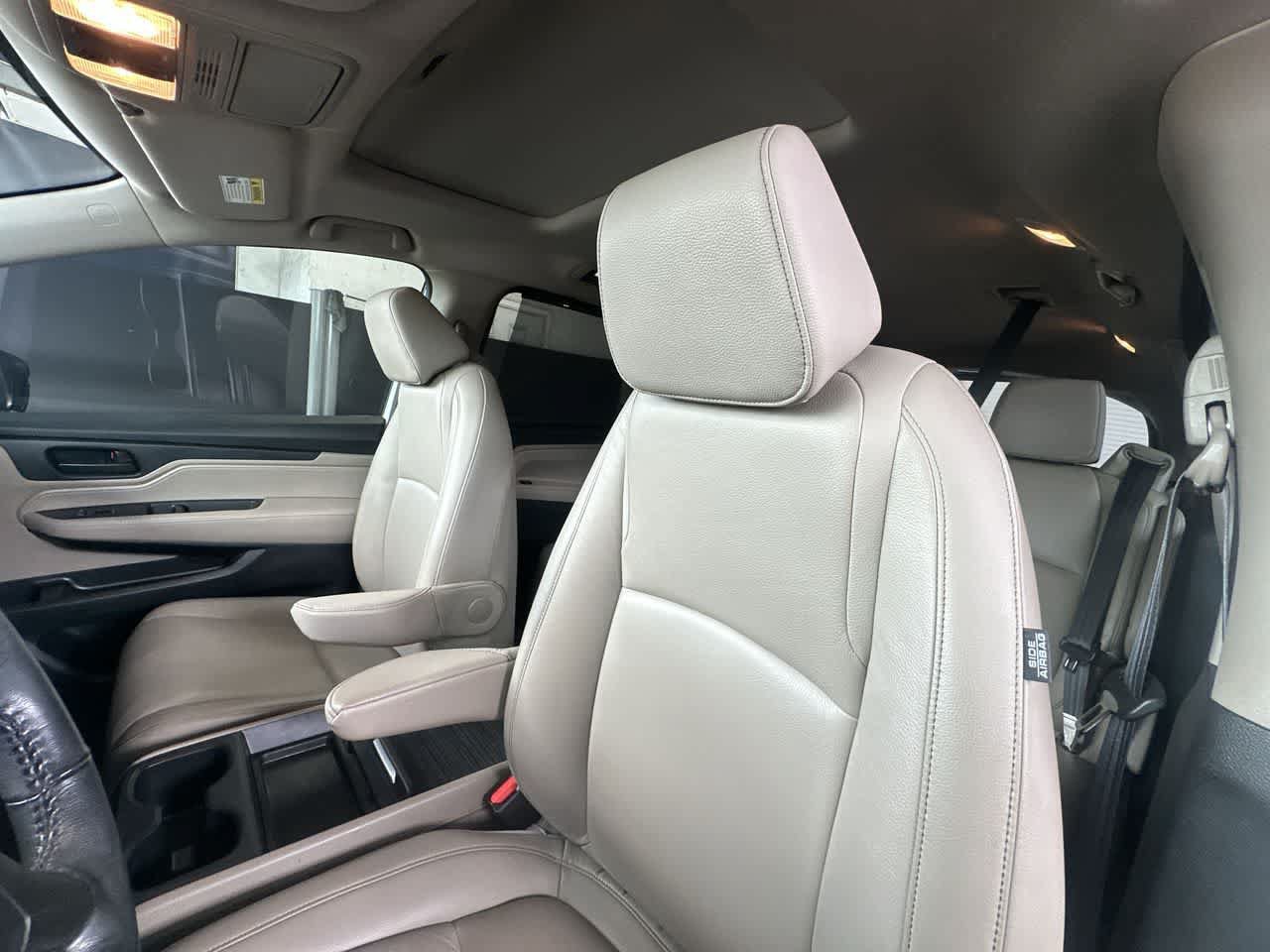Used 2023 Honda Odyssey EX-L image 14