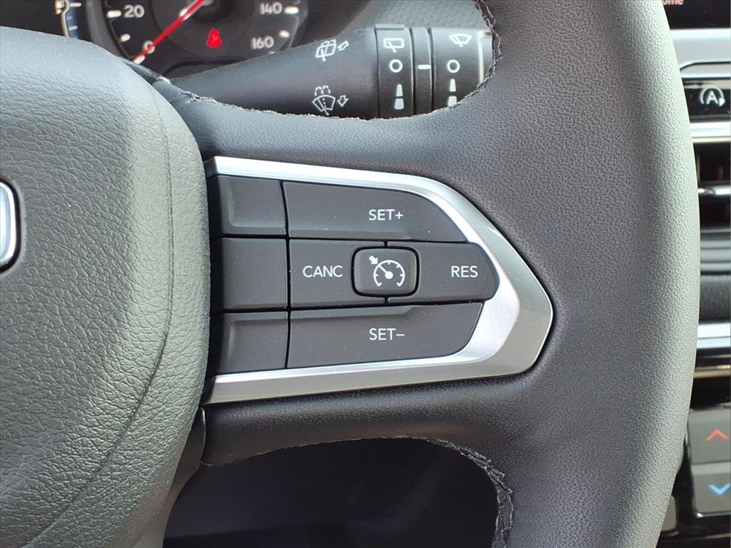 New 2026 Jeep Compass Latitude AWD/4WD image 22
