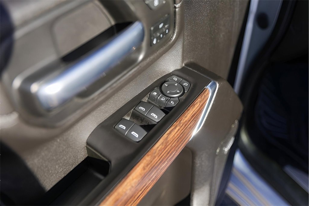 Used 2021 Chevrolet Silverado 2500 High Country w/ Z71 Off-Road Package image 26