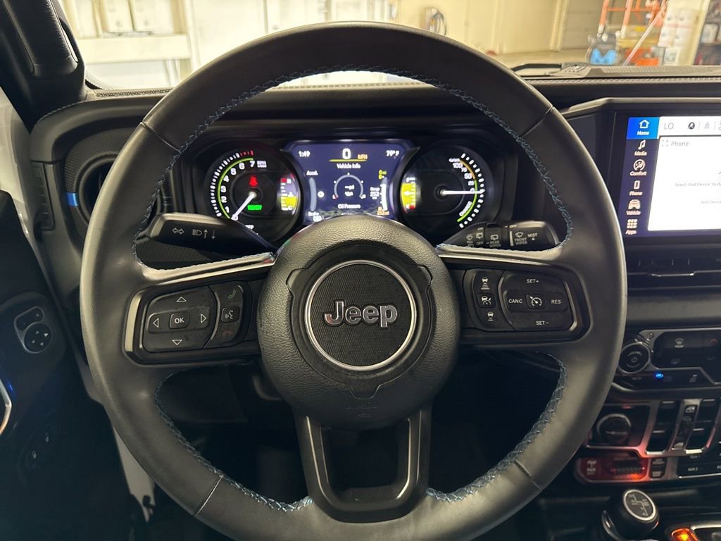 Used 2024 Jeep Wrangler Unlimited Rubicon 4xe image 18