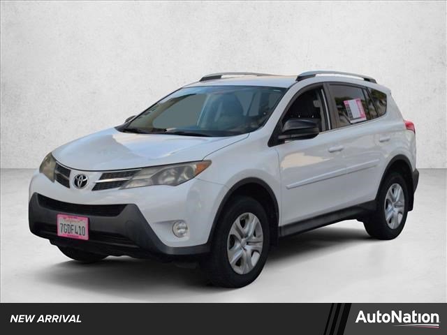 Used 2014 Toyota RAV4 LE image 1