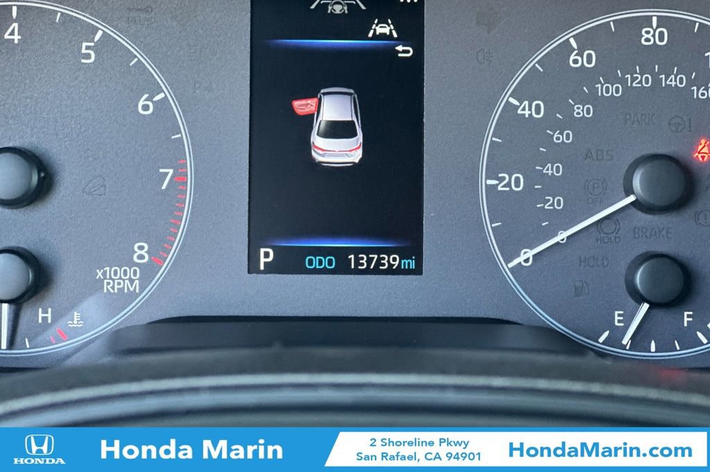 Used 2025 Toyota Corolla LE image 30