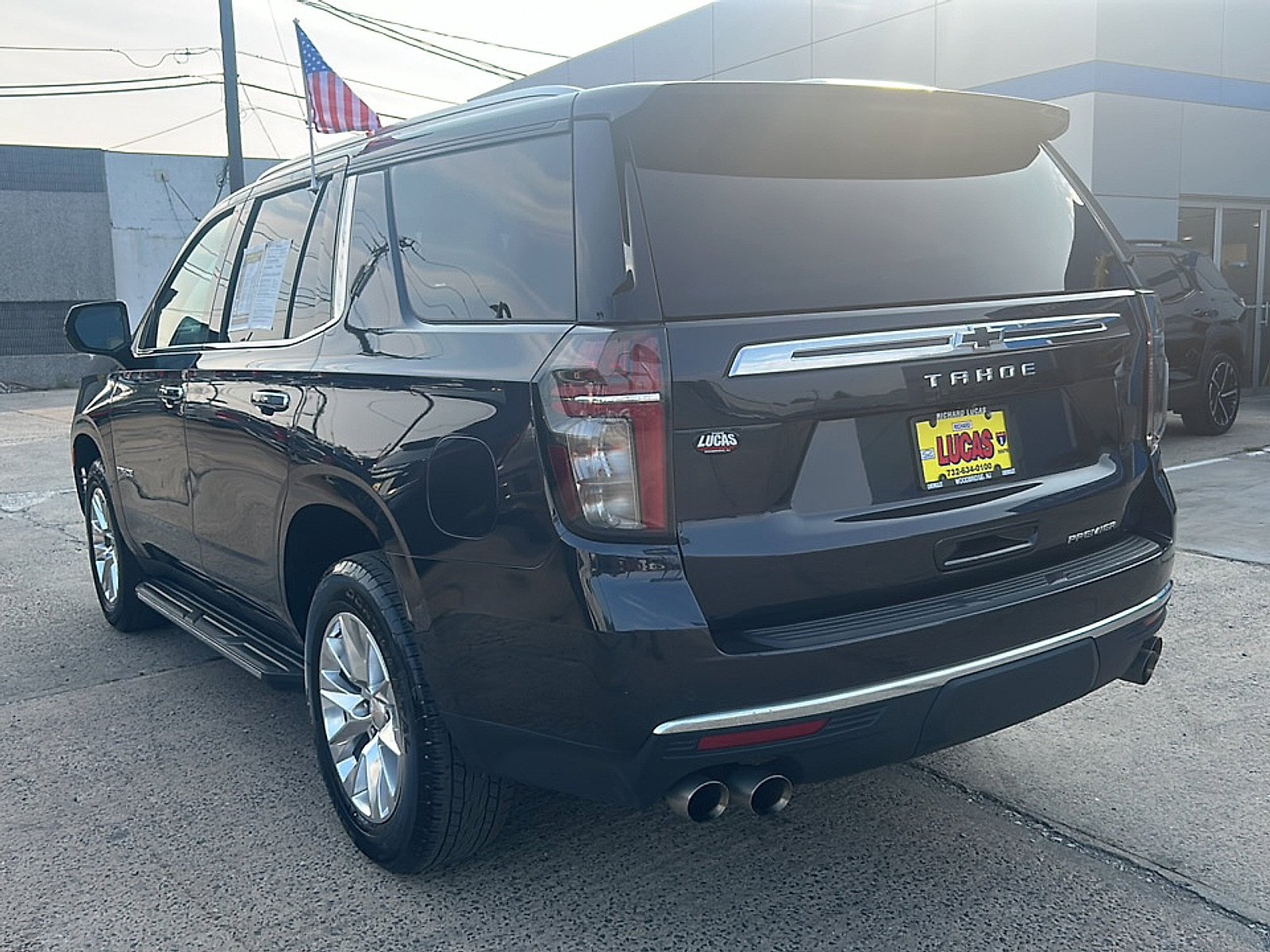 Certified 2024 Chevrolet Tahoe Premier AWD/4WD image 8