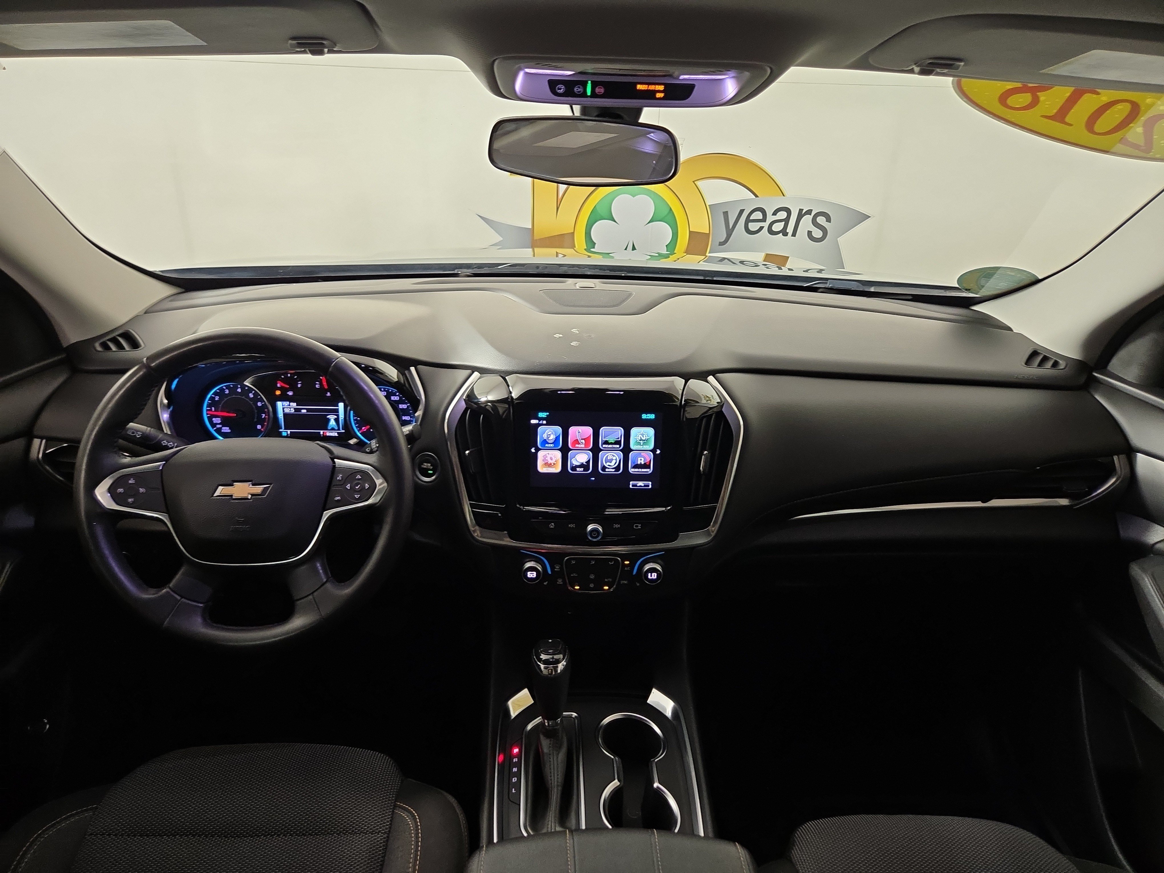 Used 2018 Chevrolet Traverse LT FWD image 15