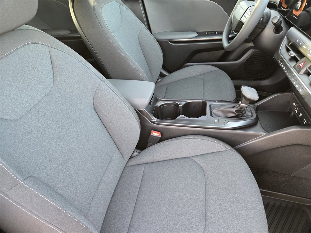 New 2025 Kia K4 LXS image 10