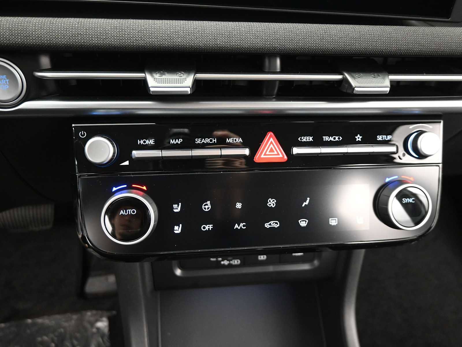 New 2026 Hyundai Tucson Limited image 18