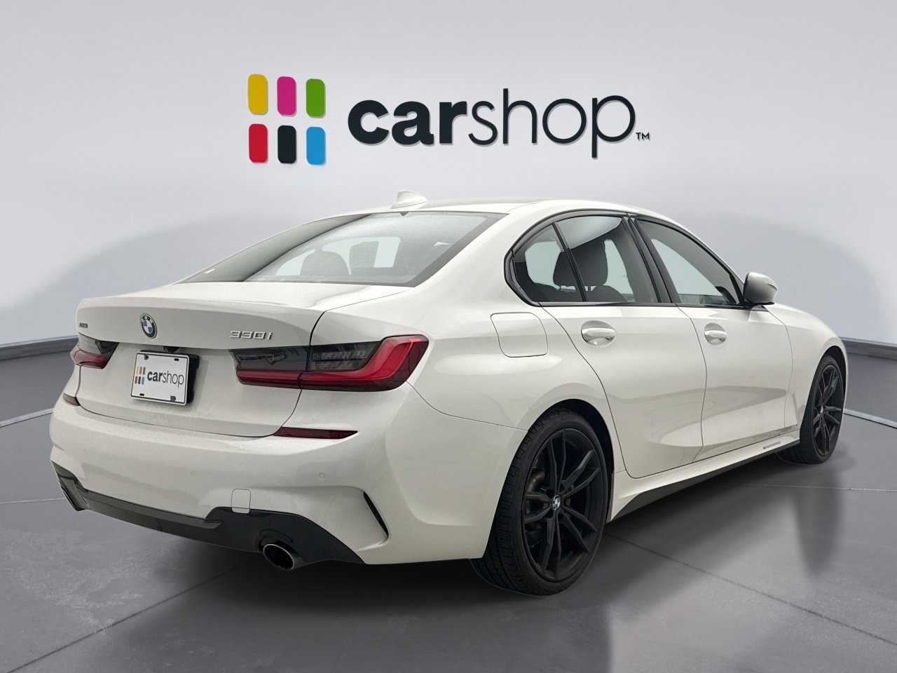 Used 2021 BMW 330i xDrive Sedan w/ M Sport Package image 4