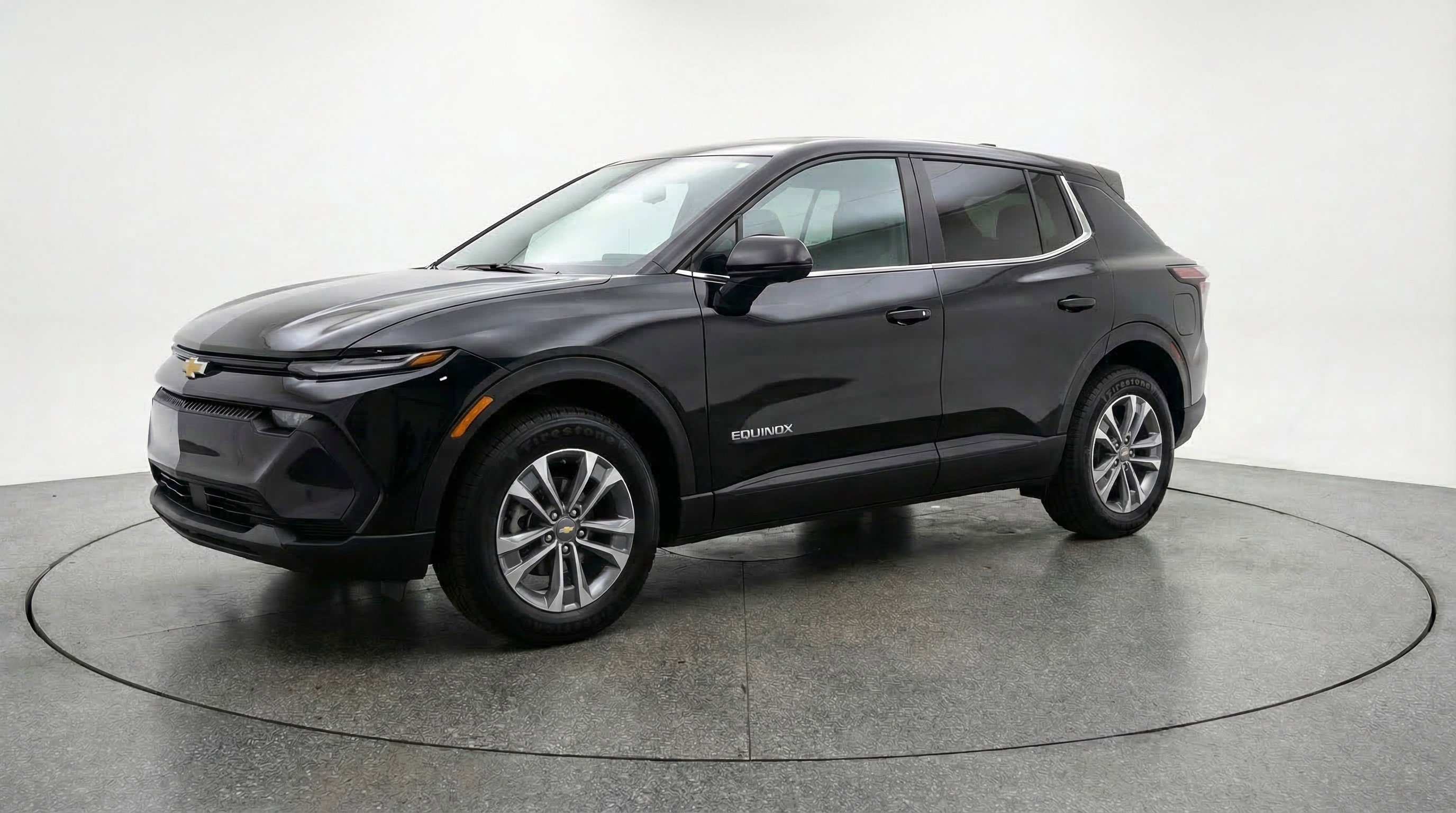 Used 2025 Chevrolet Equinox LT image 3