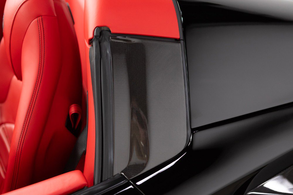 Certified 2021 Ferrari F8 Tributo image 32