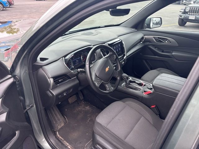 Used 2023 Chevrolet Traverse LT w/ Rear Camera Mirror Package AWD/4WD image 18