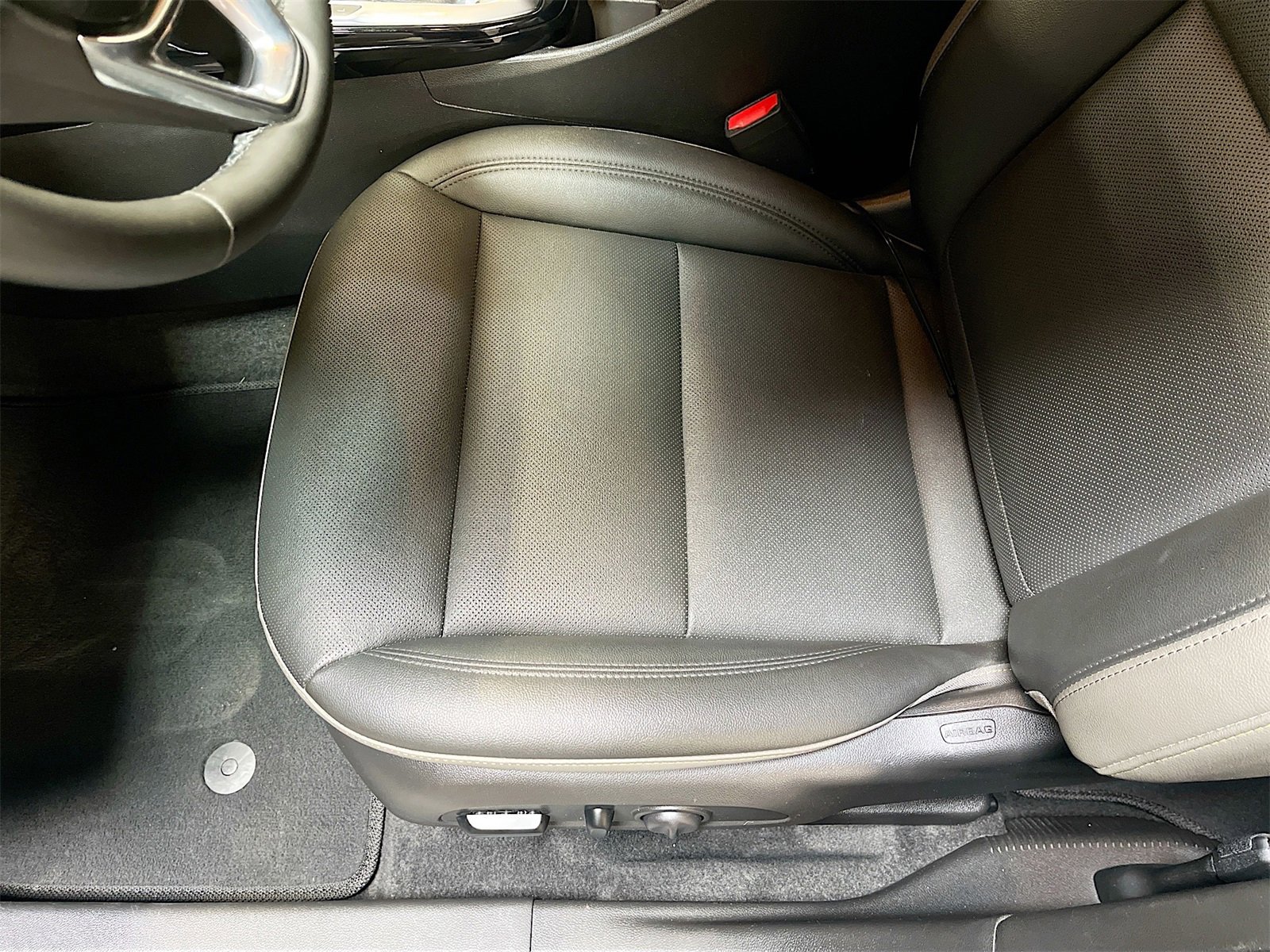 Used 2025 Chevrolet Trax ACTIV w/ Driver Confidence Package image 18