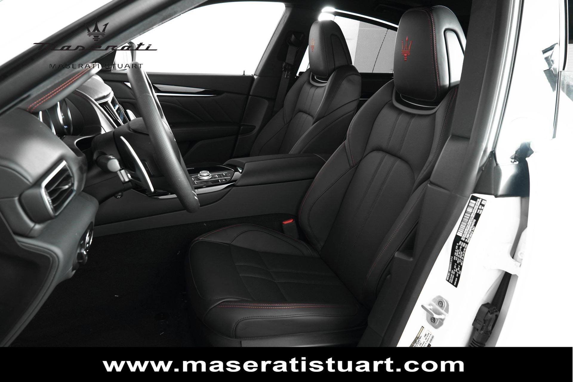 New 2024 Maserati Levante GT Ultima AWD/4WD image 24