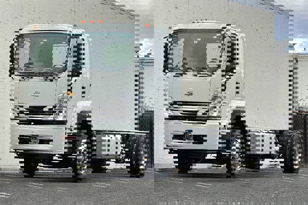 New 2024 Chevrolet Low Cab Forward 6500XD image 8