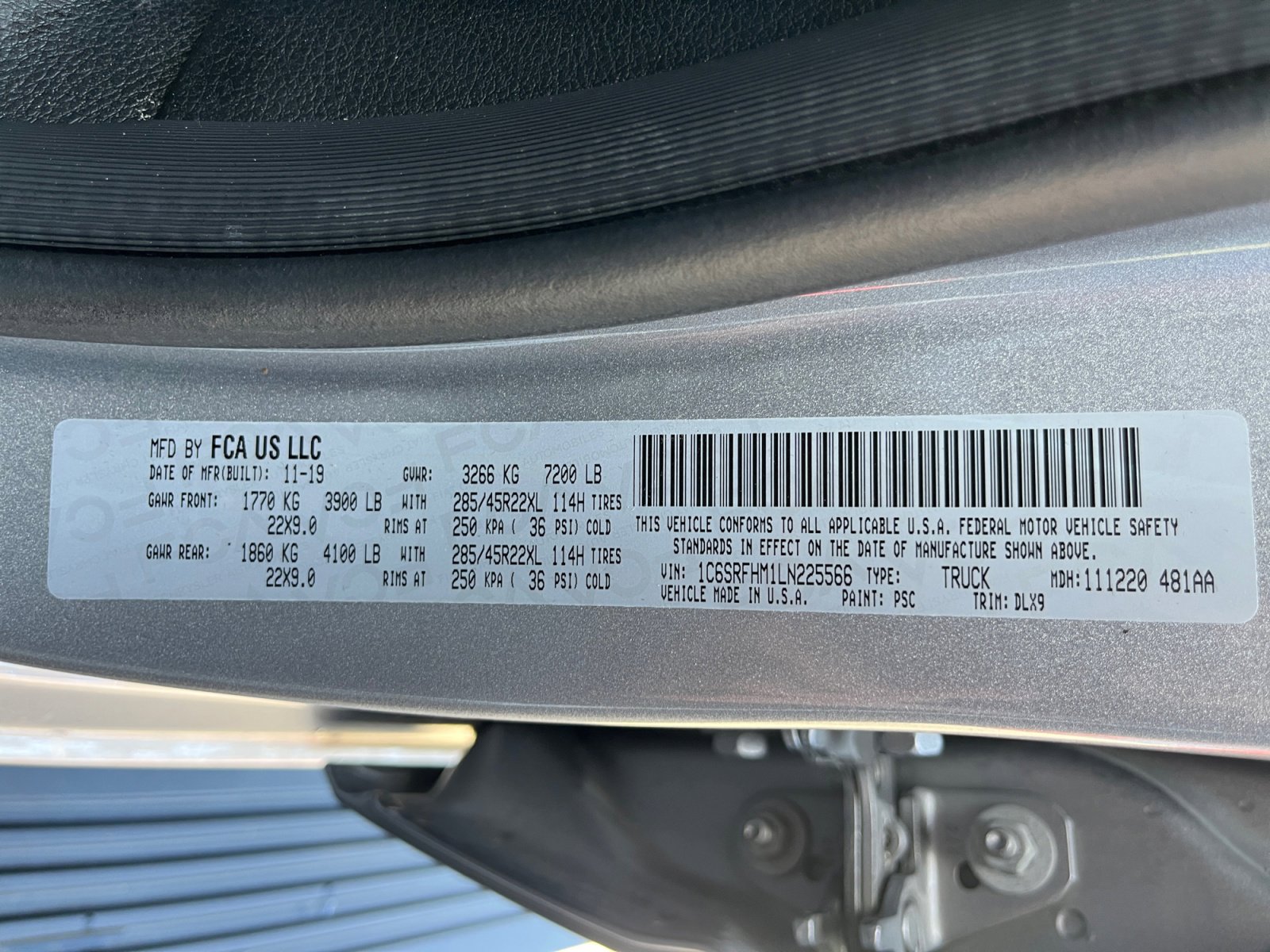 Used 2020 RAM 1500 Limited AWD/4WD image 32