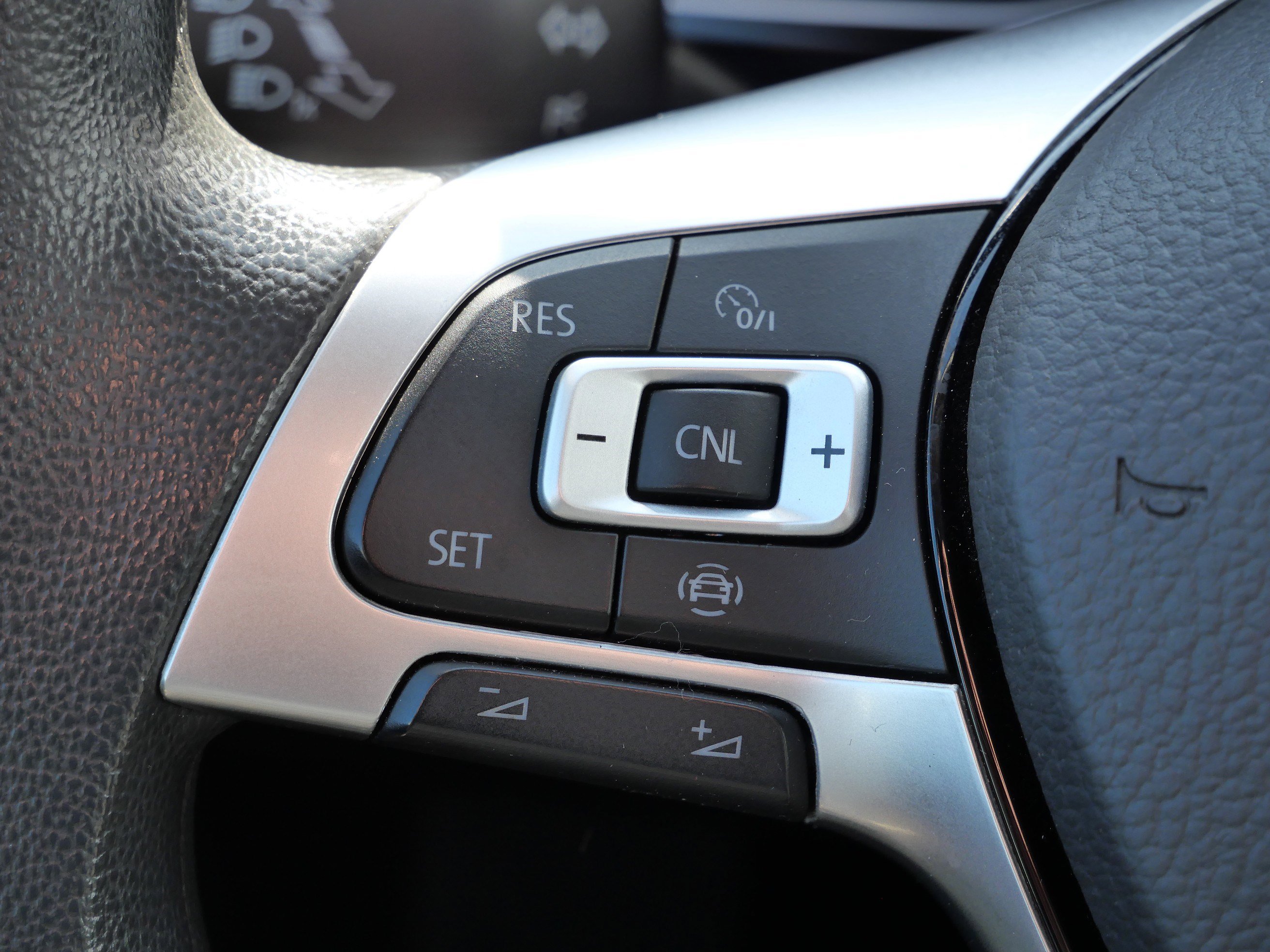 Certified 2020 Volkswagen Jetta S w/ Driver Assistance Package FWD image 32