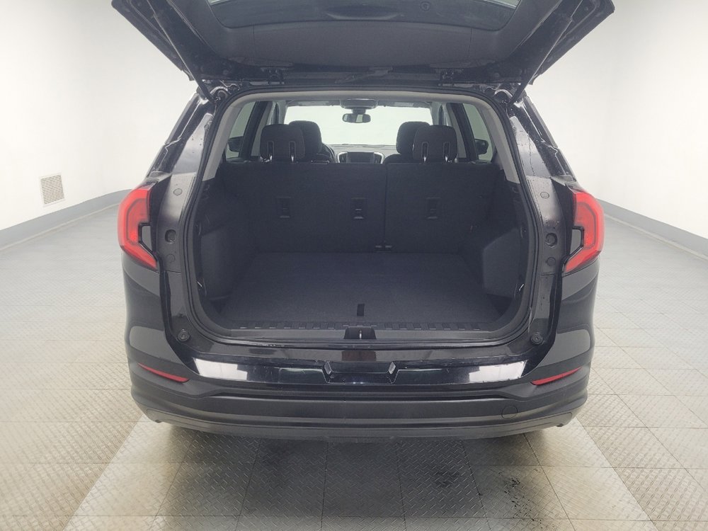 Used 2020 GMC Terrain SLE w/ LPO, Floor Liner Package image 29