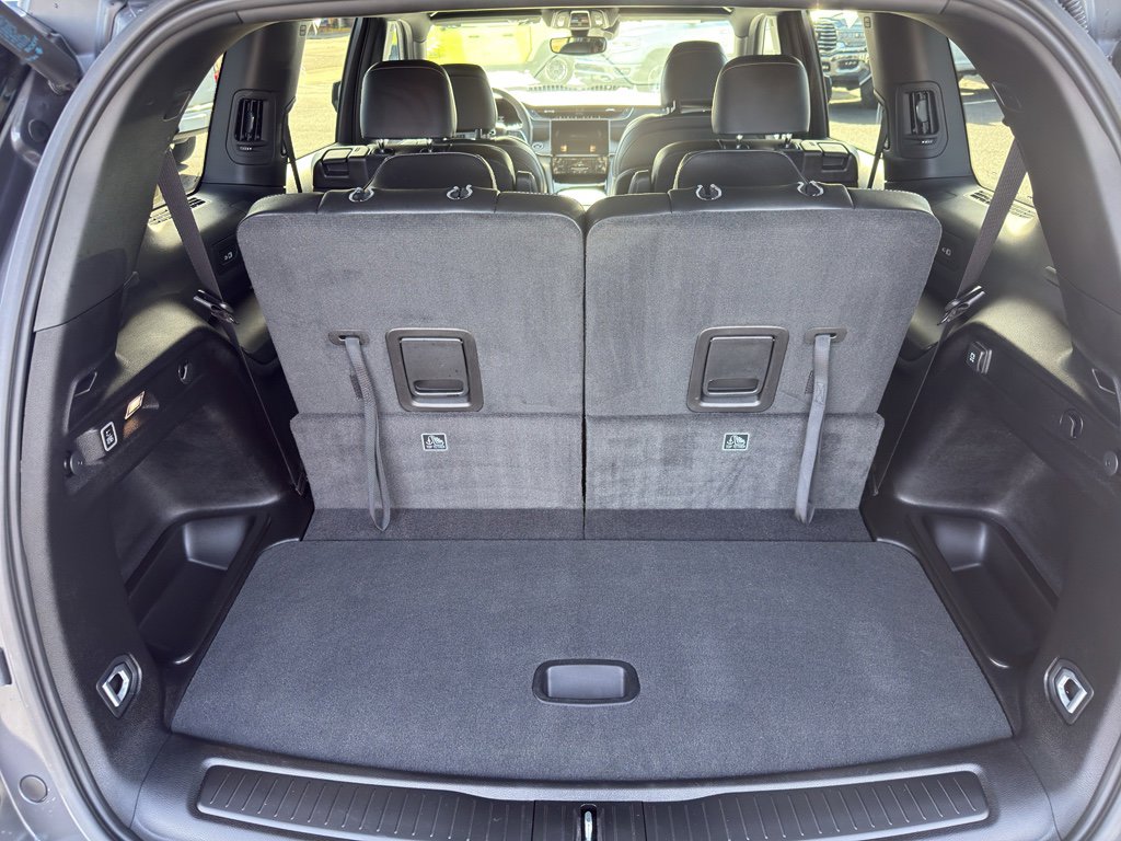 Used 2025 Jeep Grand Cherokee L Limited image 27