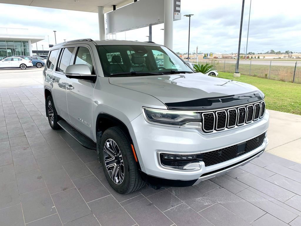 Used 2022 Jeep Wagoneer Series III w/ Convenience Group I RWD image 3