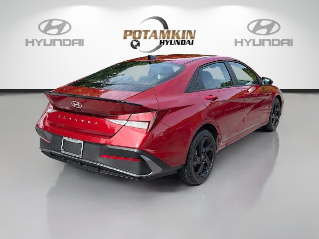 Certified 2026 Hyundai Elantra Sport FWD image 6