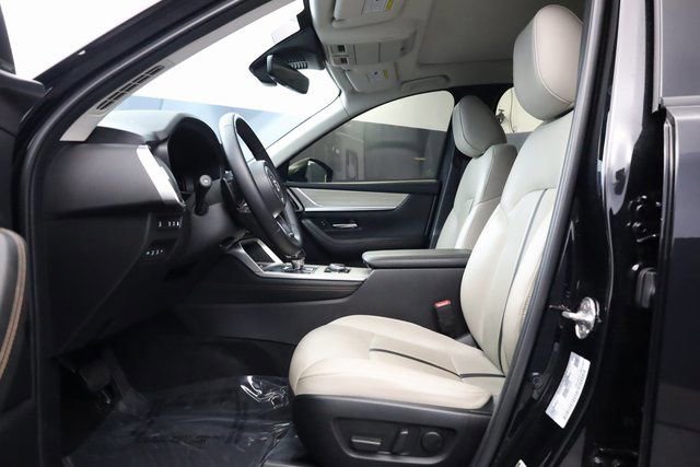 Used 2024 MAZDA CX-90 Plug-In Hybrid w/ Premium Pkg image 11