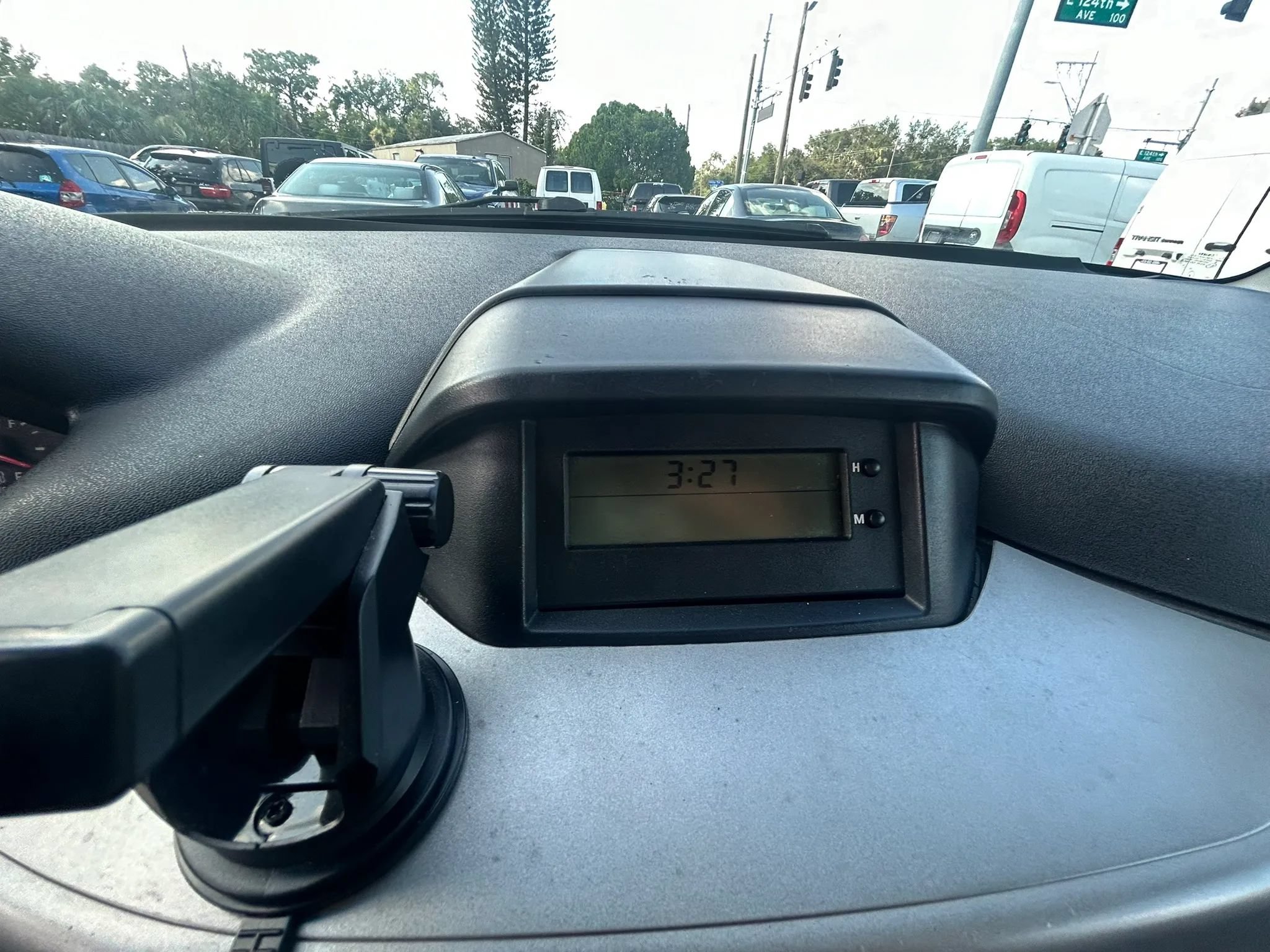 Used 2005 Mitsubishi Endeavor XLS FWD image 14