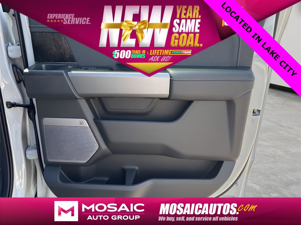 New 2025 Ford F350 Lariat w/ Lariat Ultimate Package image 11