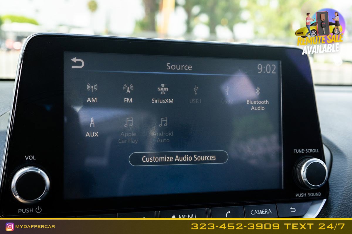 Used 2020 Nissan Sentra SR w/ Premium Package FWD image 32