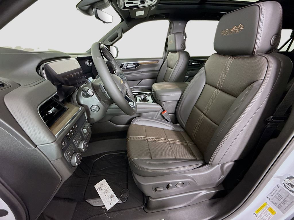 New 2026 Chevrolet Suburban High Country image 21