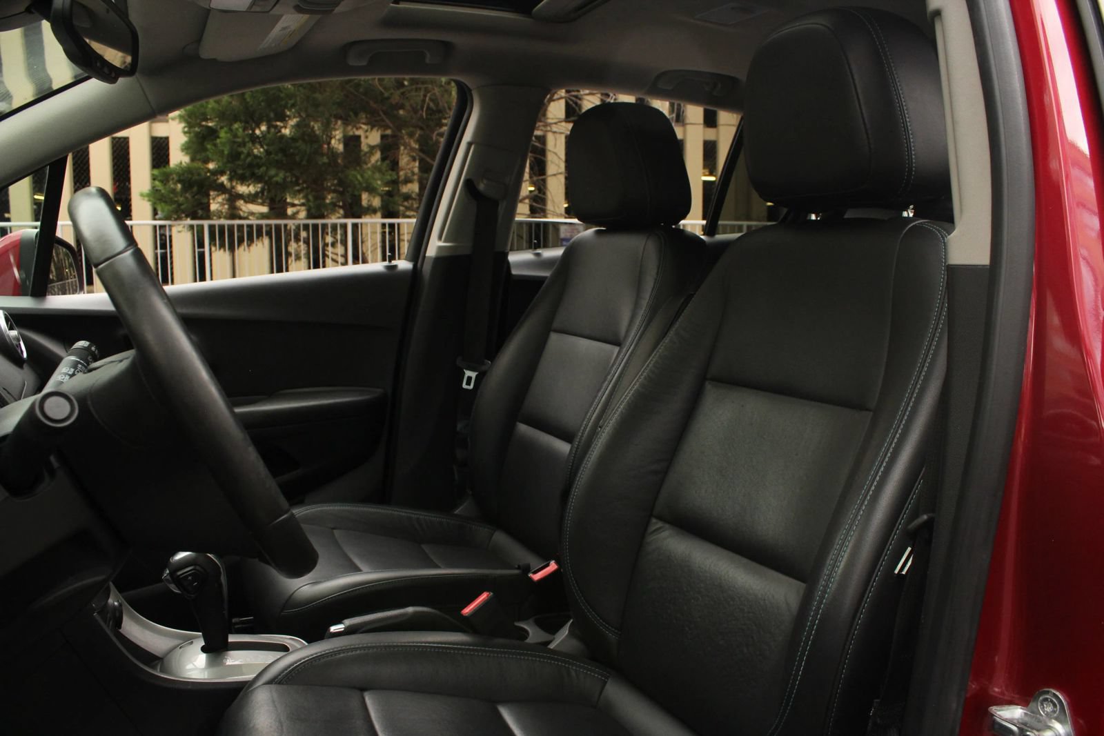 Used 2015 Chevrolet Trax LTZ FWD image 15