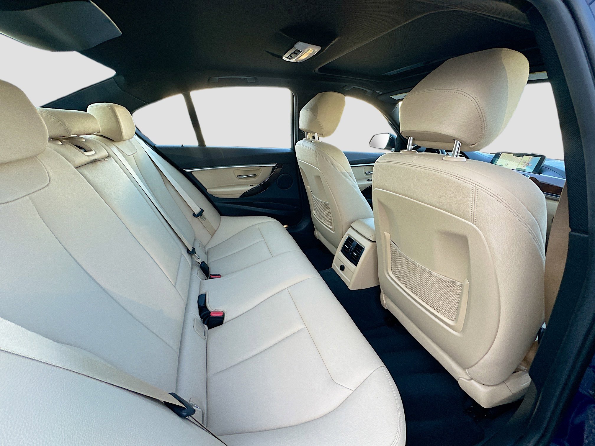 Used 2018 BMW 330i Sedan image 32