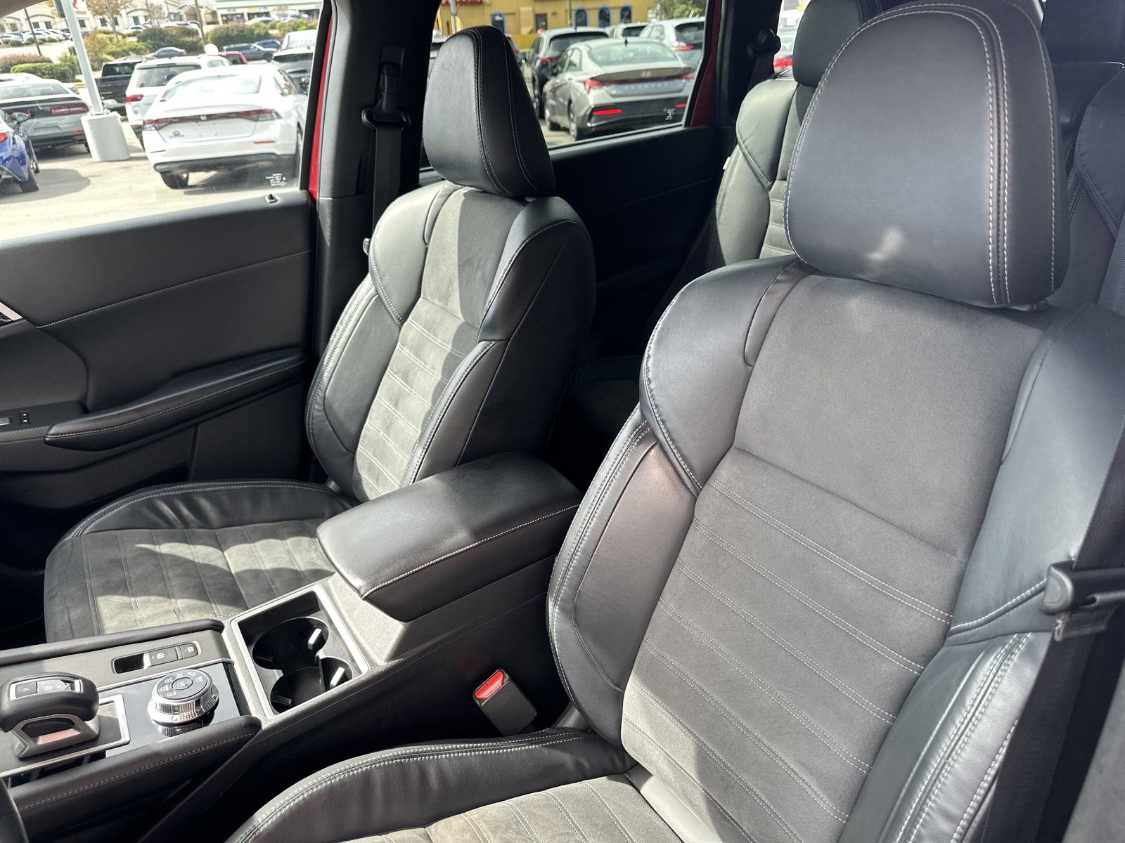 Used 2022 Mitsubishi Outlander SEL Black Edition image 20