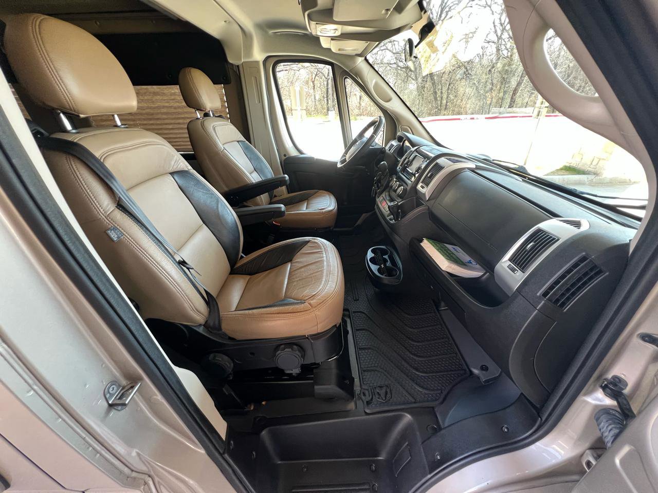 Used 2020 RAM ProMaster 2500 w/ RV Ready Prep Package image 52