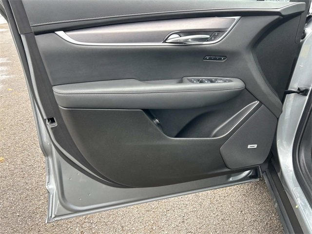 Used 2024 Cadillac XT6 Luxury w/ LPO, Floor Liner Package image 18