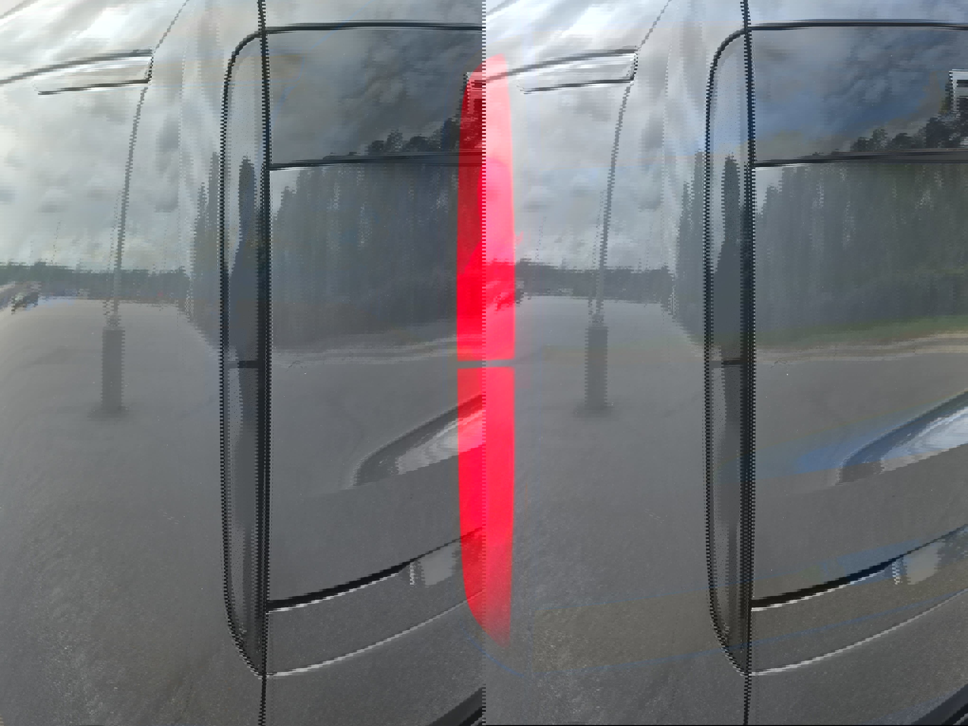 Certified 2025 Land Rover Range Rover SE image 35