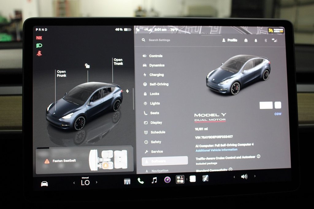 Used 2024 Tesla Model Y Performance AWD/4WD image 14